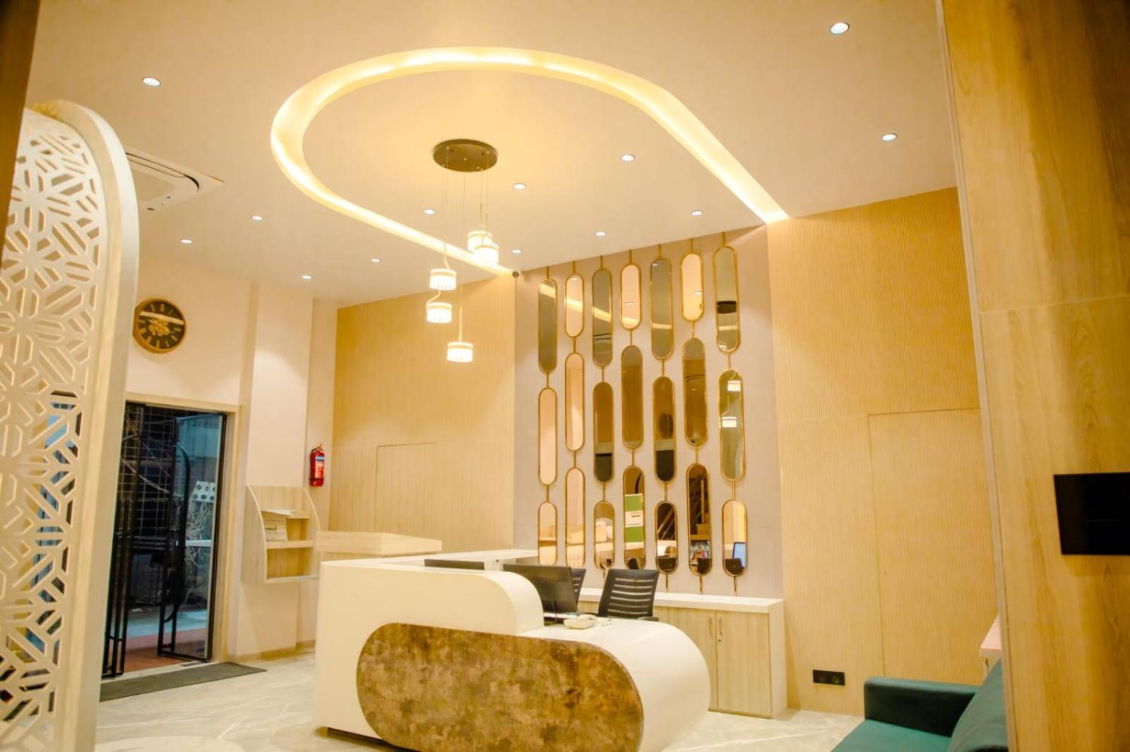 Hotel Narayani Executive Tuljapur Esterno foto